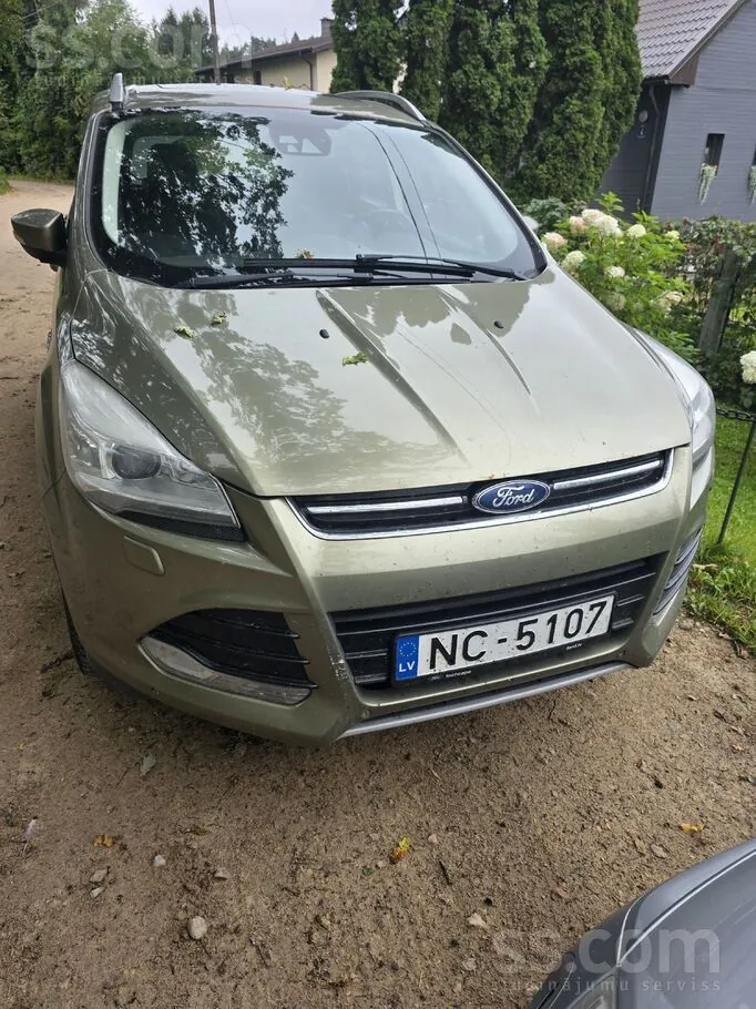 Ford Kuga 2013 photo 2