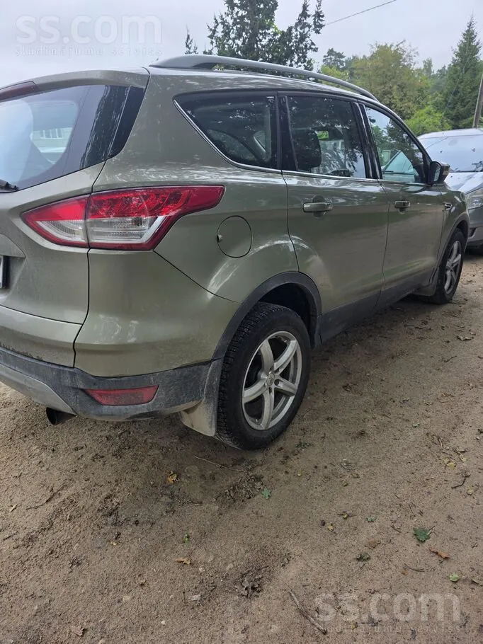 Ford Kuga 2013 photo 3