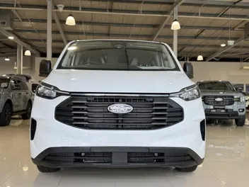Ford Transit 2026 photo 4