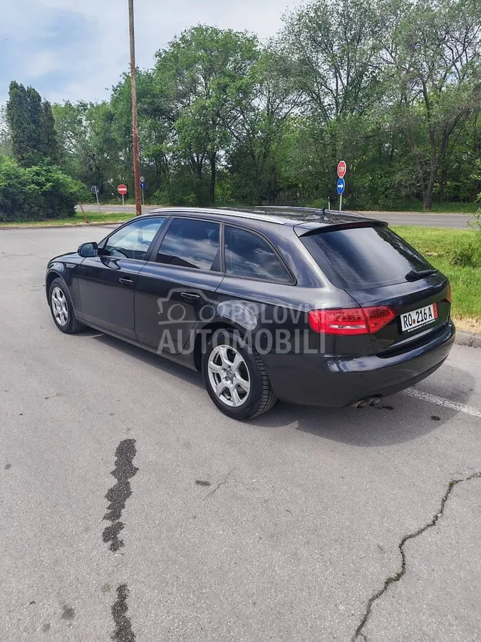 Audi A4 2011 photo 5