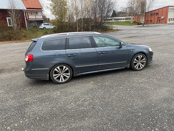 Volkswagen Passat 2010 photo 4