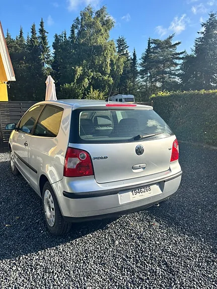 Volkswagen Polo 2003 photo 2