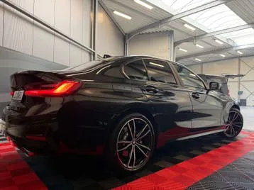 BMW Série 3 2019 photo 2