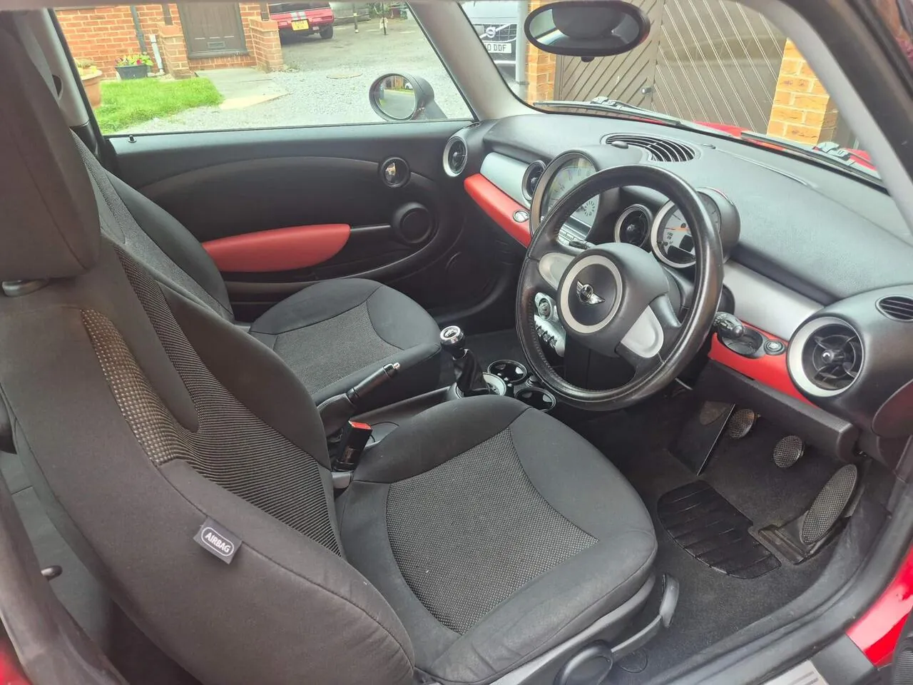 Mini Hatch 2009 photo 4