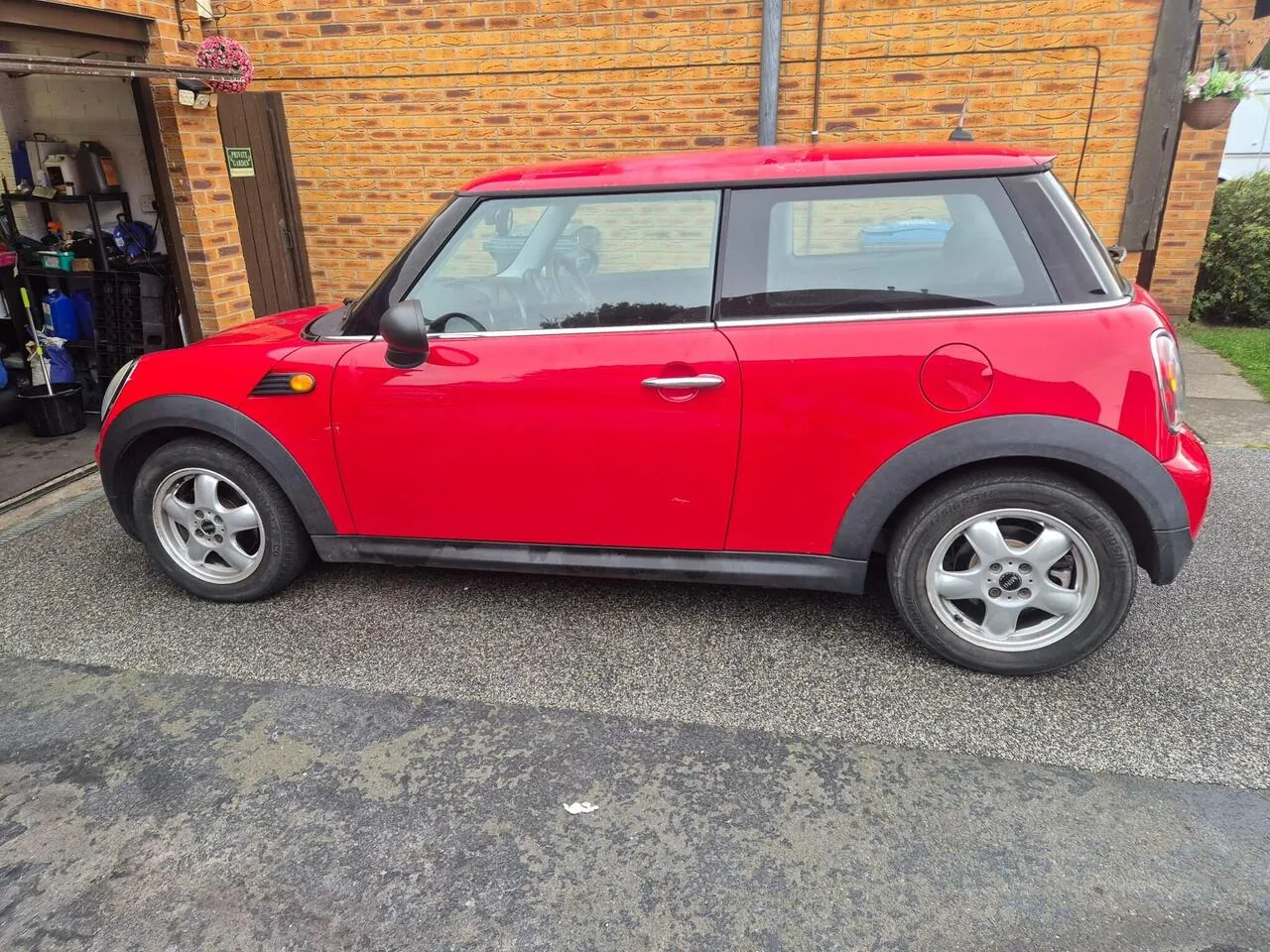Mini Hatch