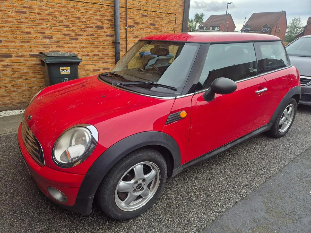 Mini Hatch 2009 photo 2