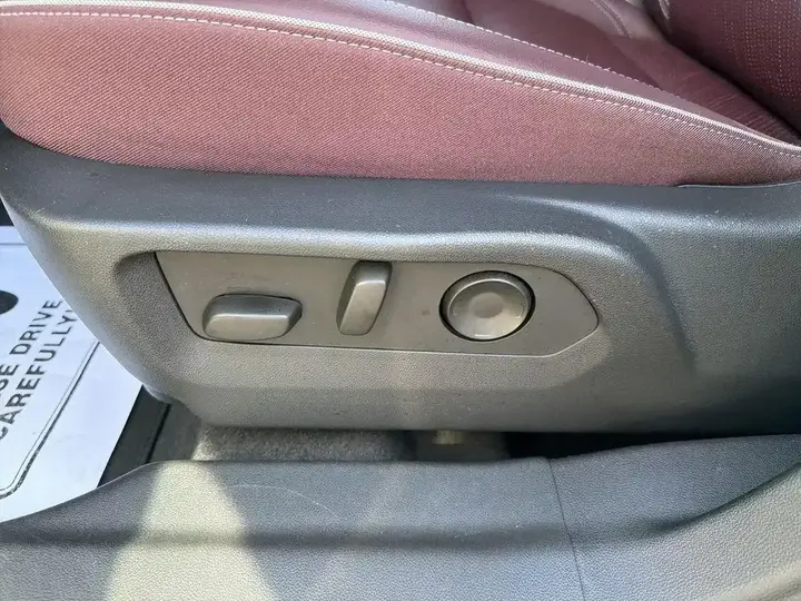 Buick Envision 2025 photo 4