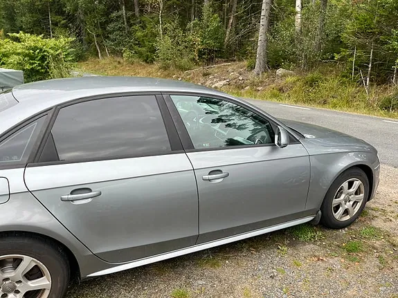 Audi A4 2009 photo 5