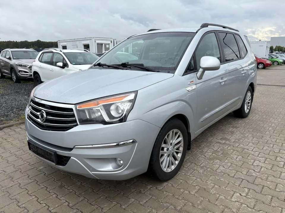 KG Mobility Rodius