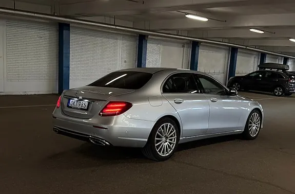 Mercedes-Benz E-Class 2017 photo 4