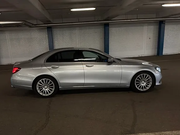 Mercedes-Benz E-Class 2017 photo 3