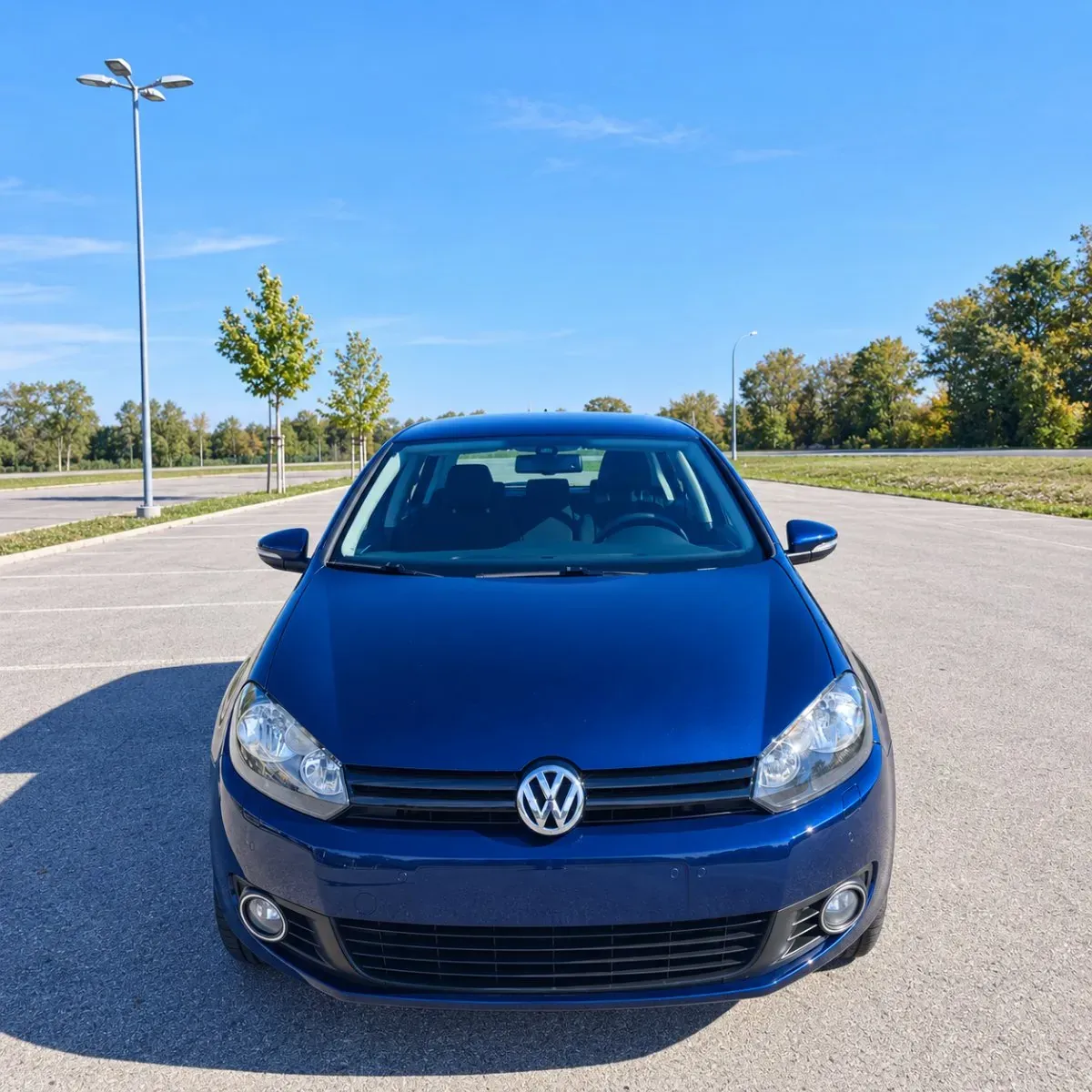 Volkswagen Golf 2010 photo 2