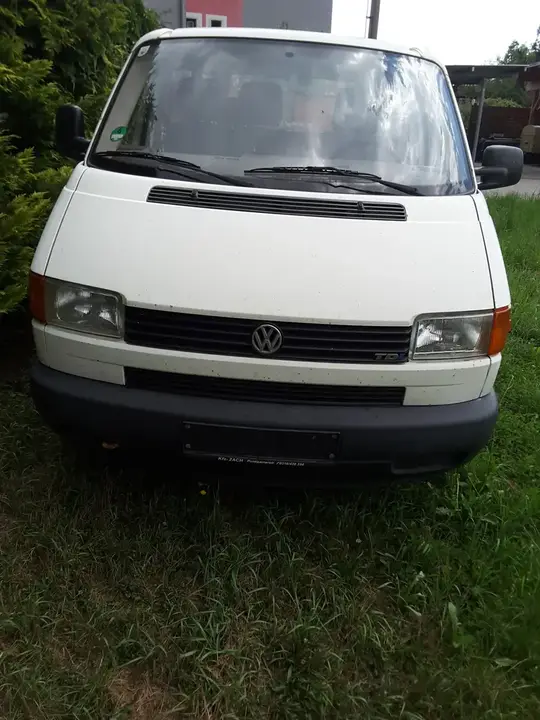 Volkswagen T4 2000 photo 2
