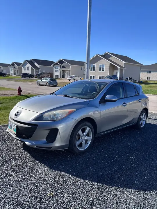Mazda 3 2012 photo 2