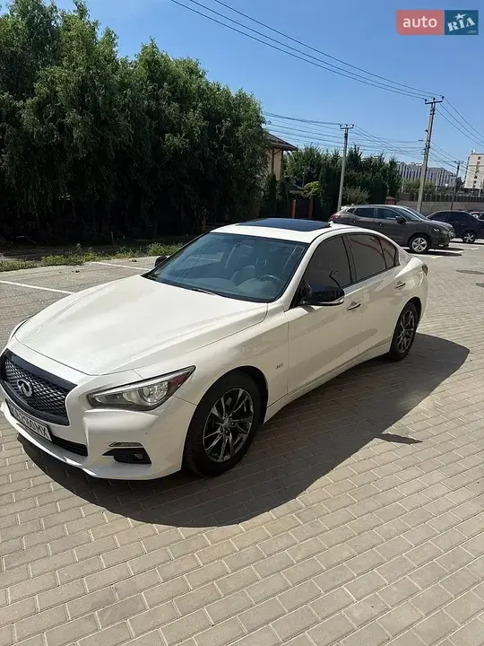 Infiniti Q50 2017 photo 3