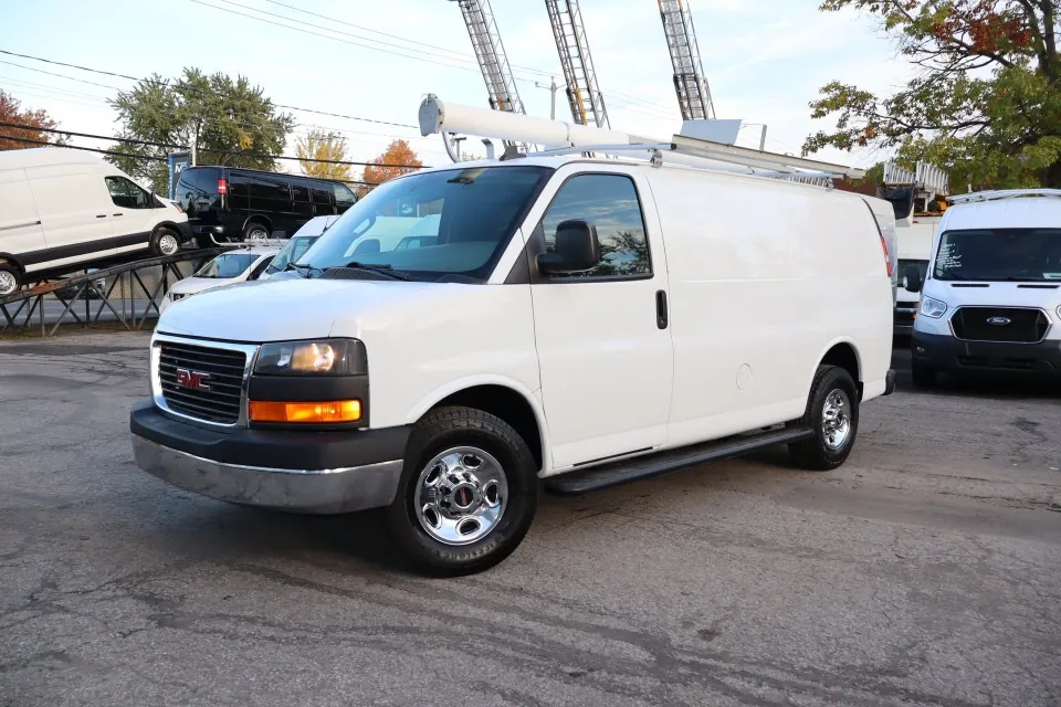 GMC Savana 2020 photo 4