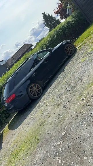 Audi A4 2011 photo 2