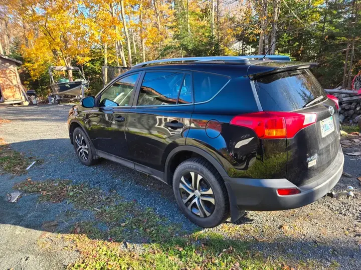 Toyota Rav4 2013 photo 2
