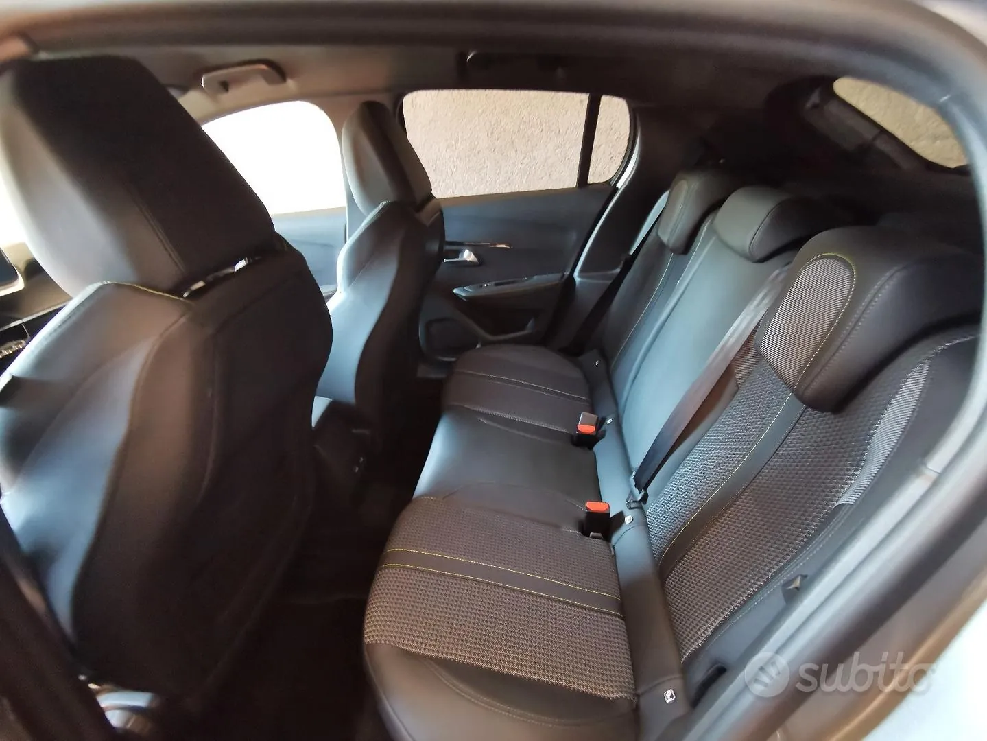 Peugeot 208 2020 photo 5