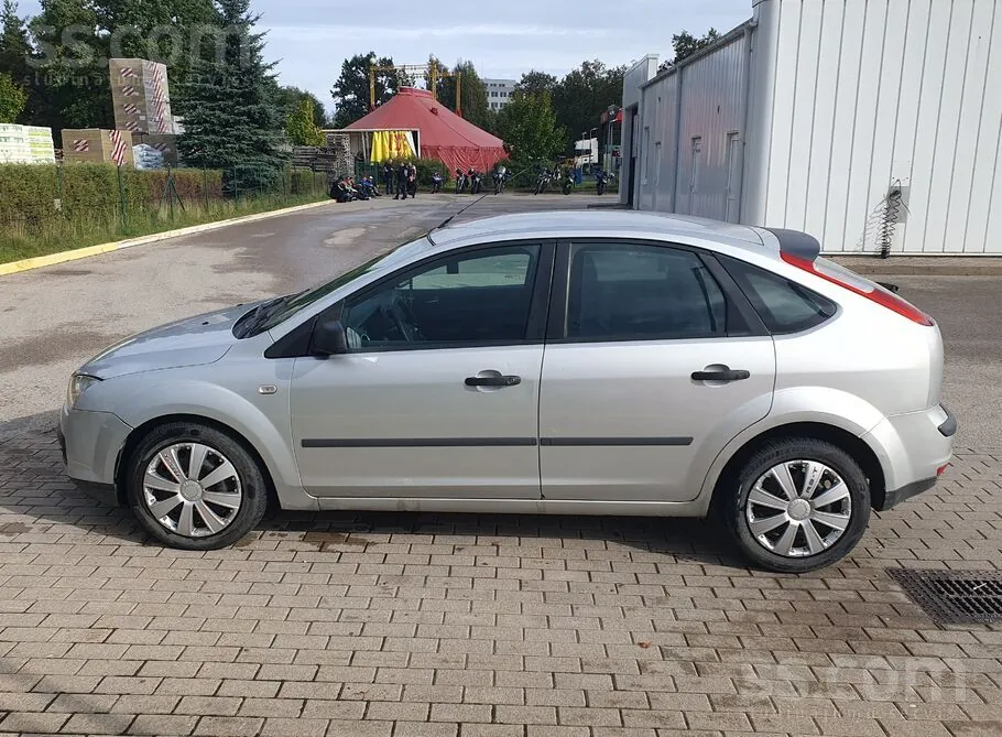 Ford Focus 2005 photo 3