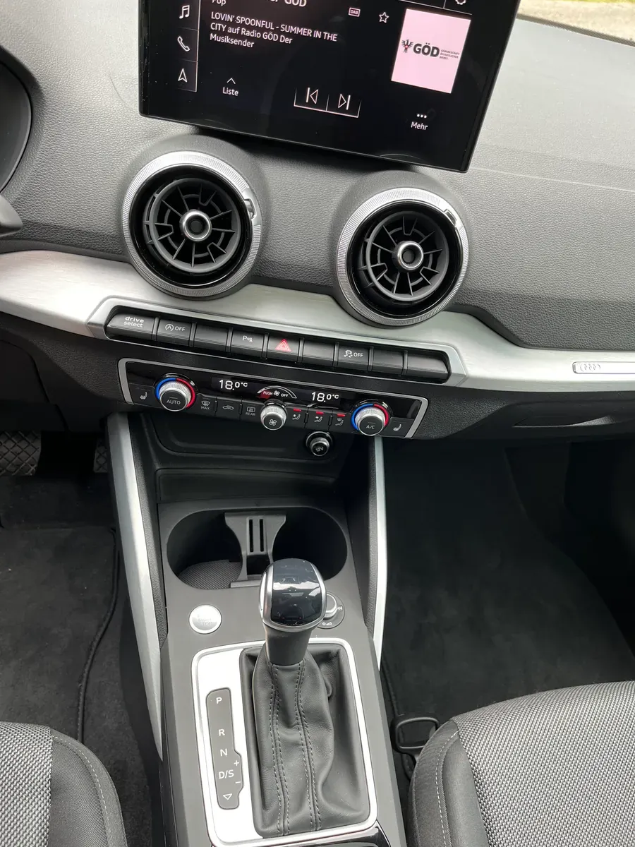 Audi Q2 2024 photo 3