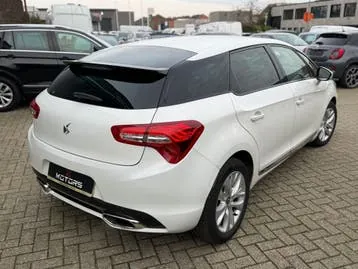 DS Automobiles Ds 5 2015 photo 2