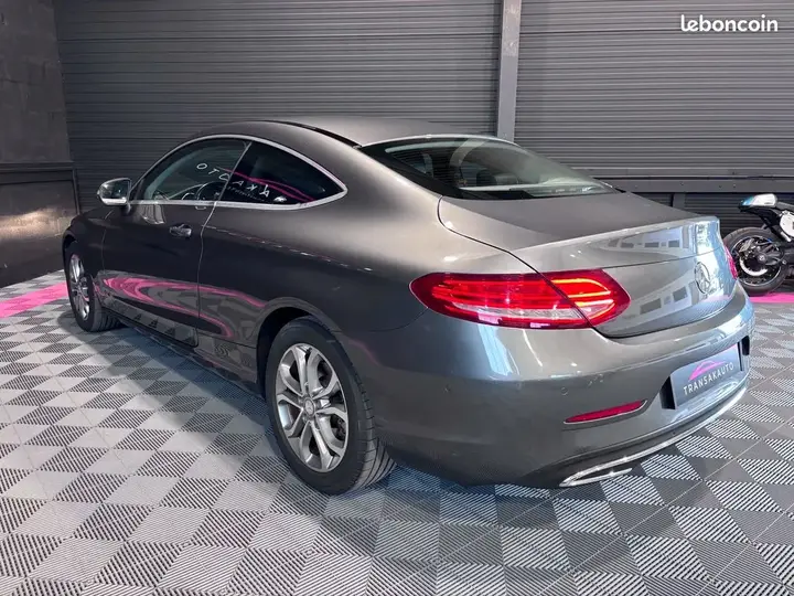 Mercedes-Benz C-Class 2016 photo 5