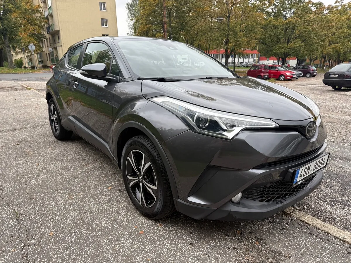 Toyota Chr 2018 photo 2