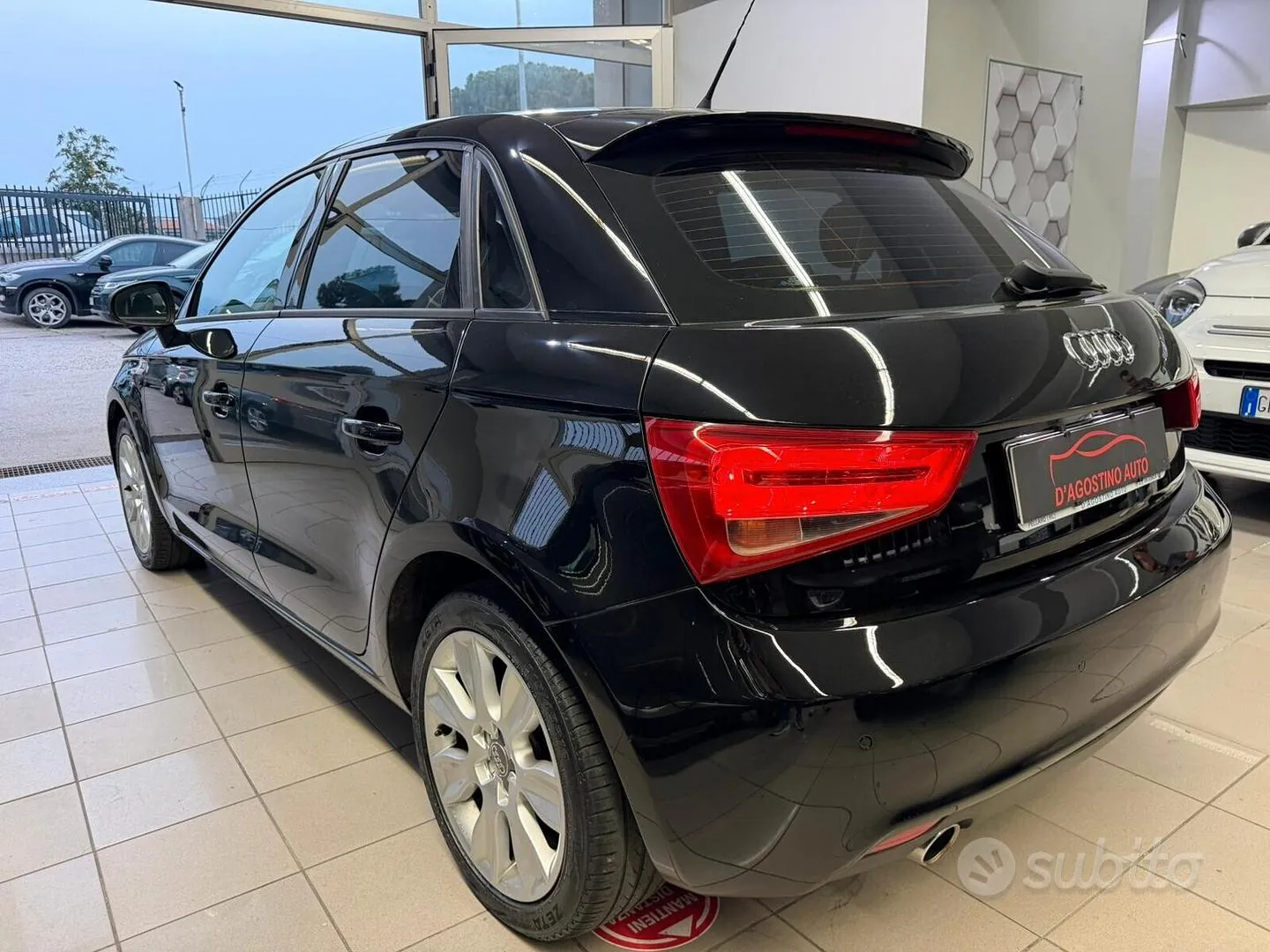 Audi A1 2012 photo 4