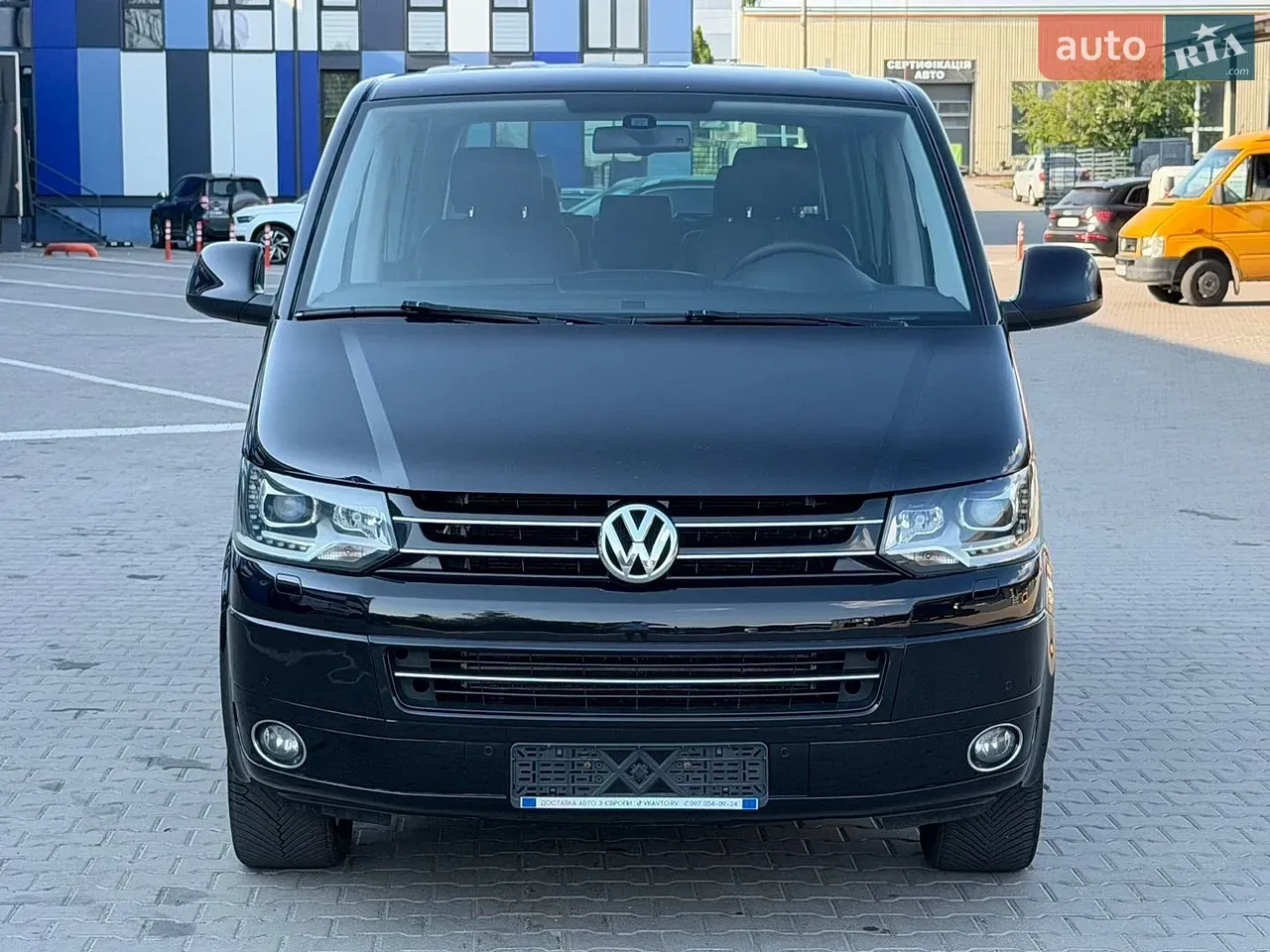 Volkswagen Multivan 2014 photo 2