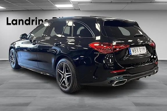 Mercedes-Benz C300 2025 photo 4