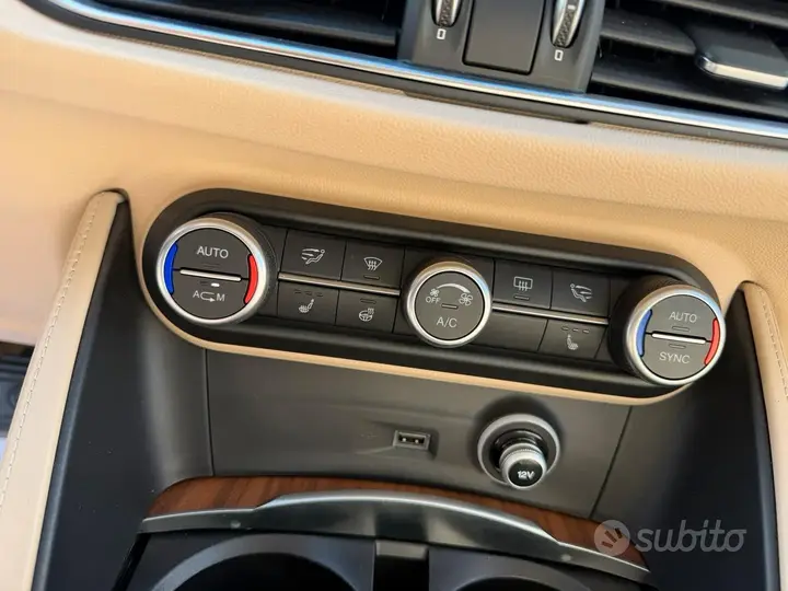 Alfa Romeo Stelvio 2018 photo 4