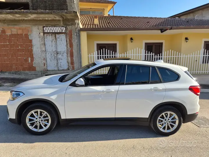 BMW X1 2019 photo 2