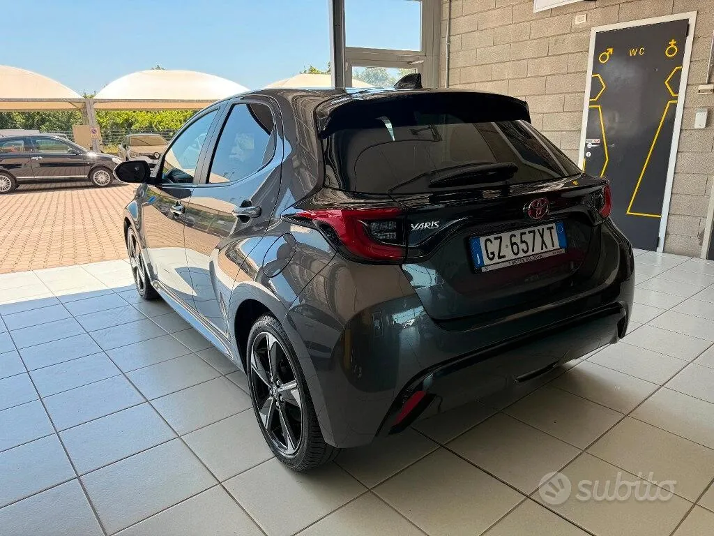 Toyota Yaris 2025 photo 3