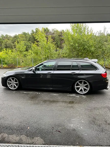 BMW 520D 2011 photo 4