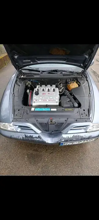 Alfa Romeo 166