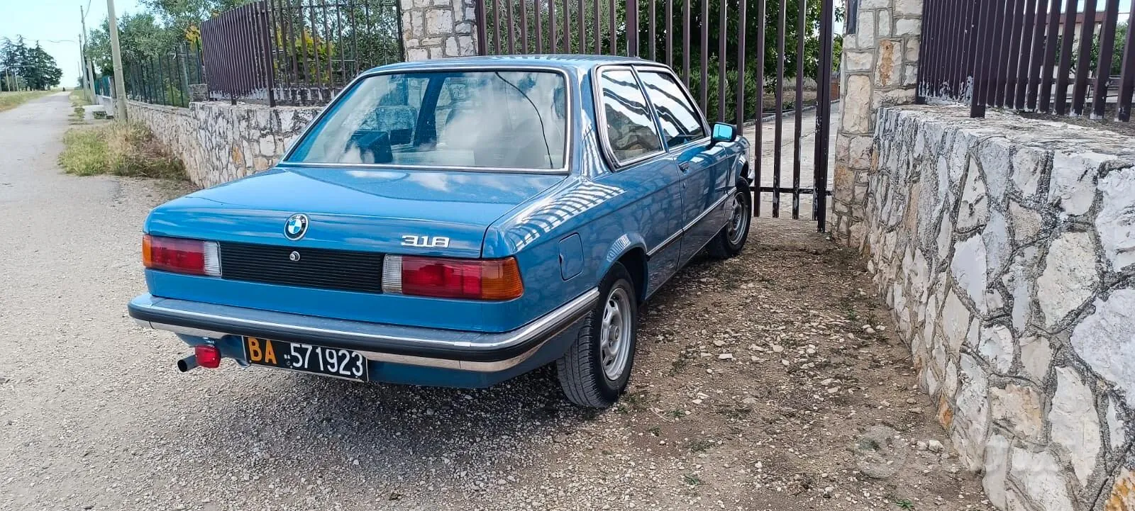 BMW 318 1970 photo 5