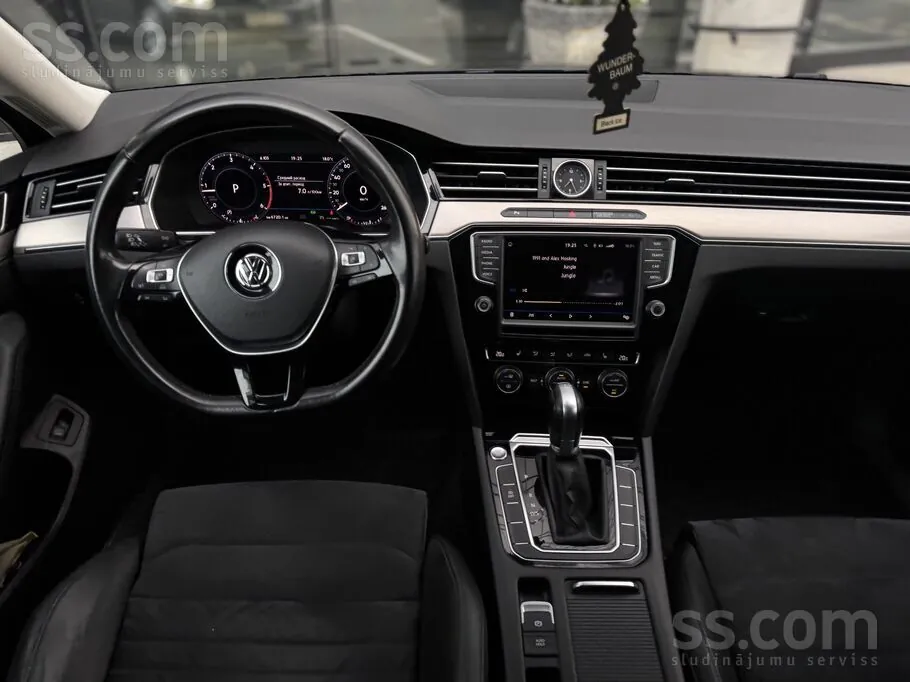 Volkswagen Passat B8 2017 photo 5