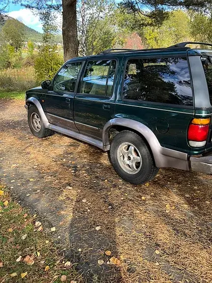 Ford Explorer 1995 photo 3