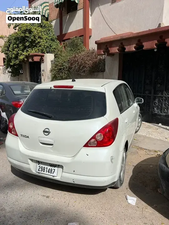 Nissan Tiida 2008 photo 2
