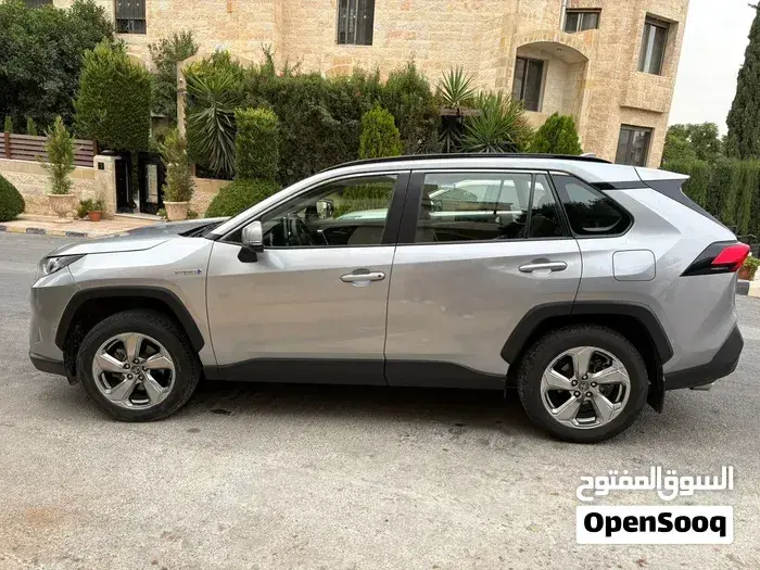 Toyota Rav4 2019 photo 4