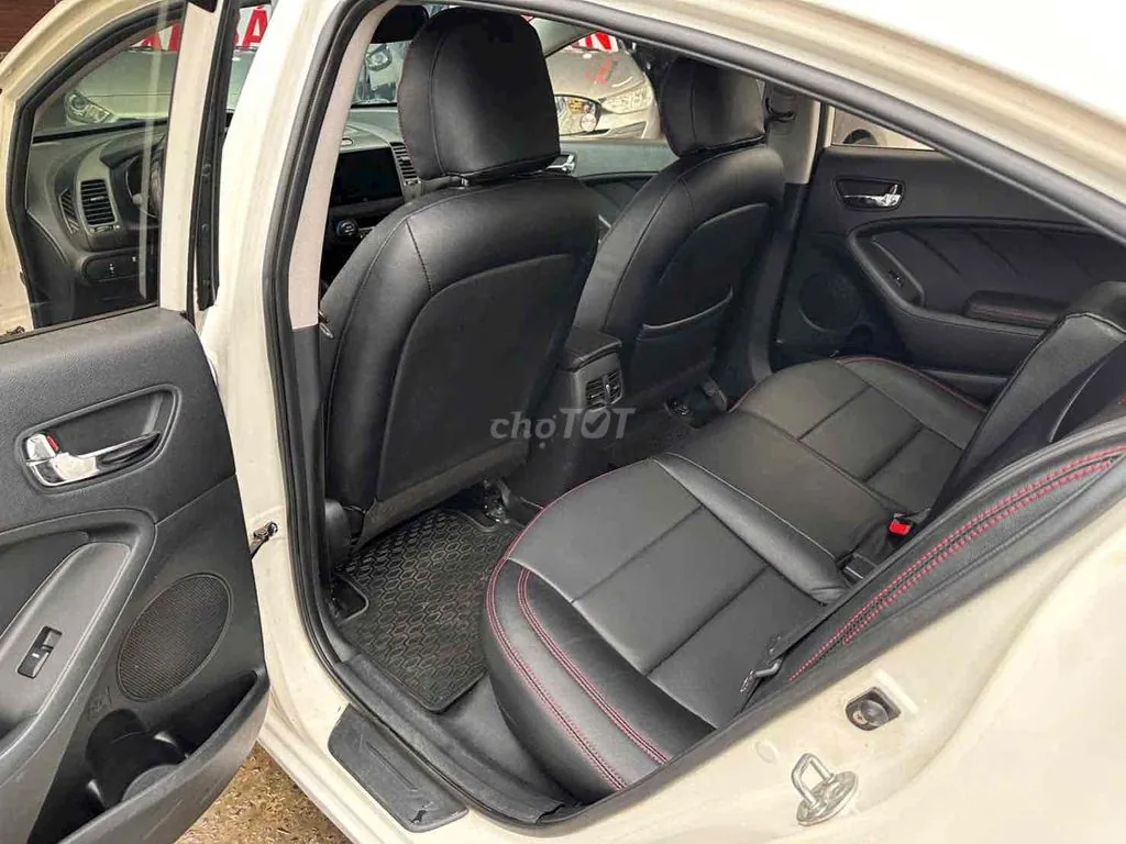 Kia K3 2014 photo 5