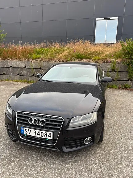 Audi A5 2010 photo 2