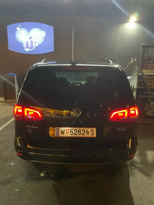Volkswagen Sharan 2010 photo 2