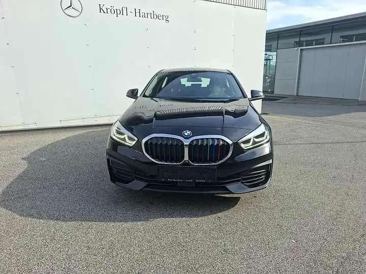 BMW 1 Series 2022 photo 3
