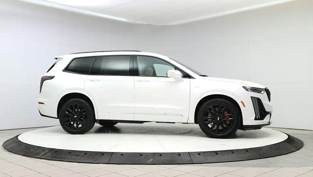 Cadillac Xt6 2023 photo 2