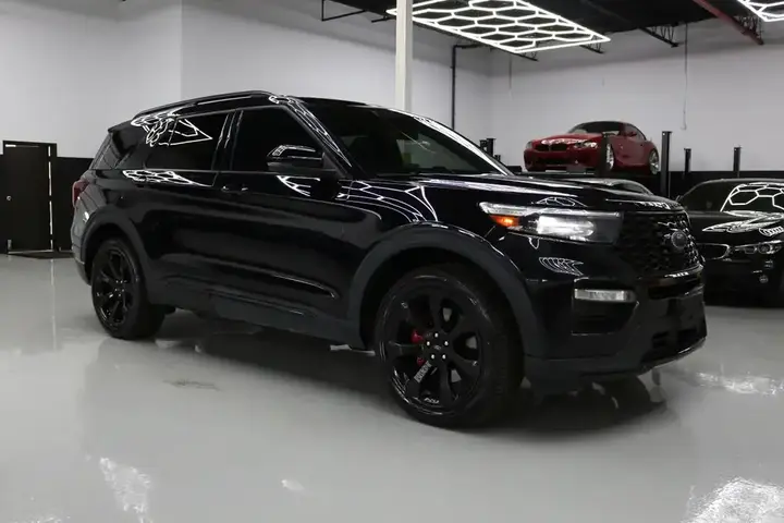 Ford Explorer 2022 photo 4