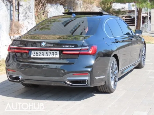 BMW 7 Series 2020 photo 3