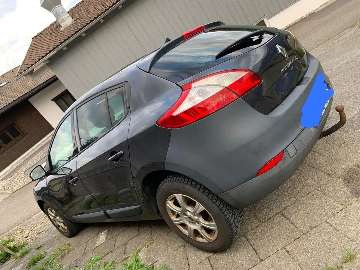 Renault Megane 2009 photo 2