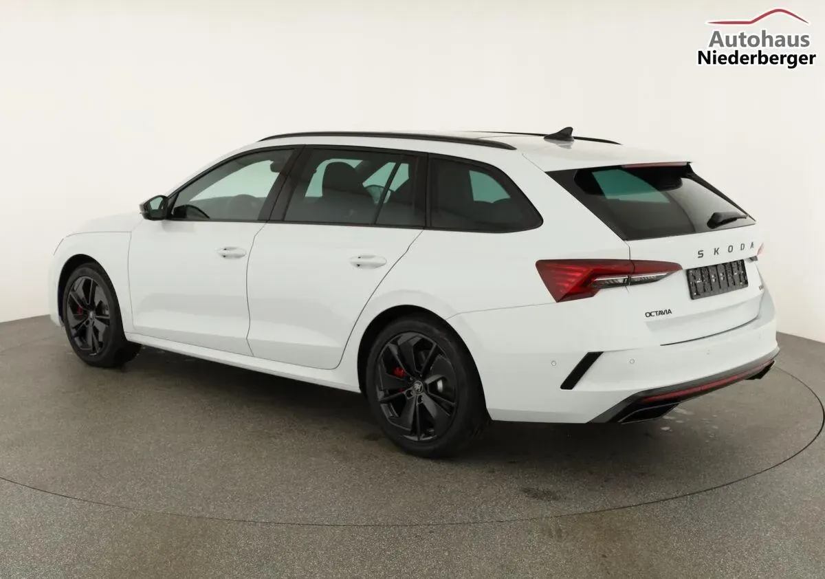 Skoda Octavia 2026 photo 3